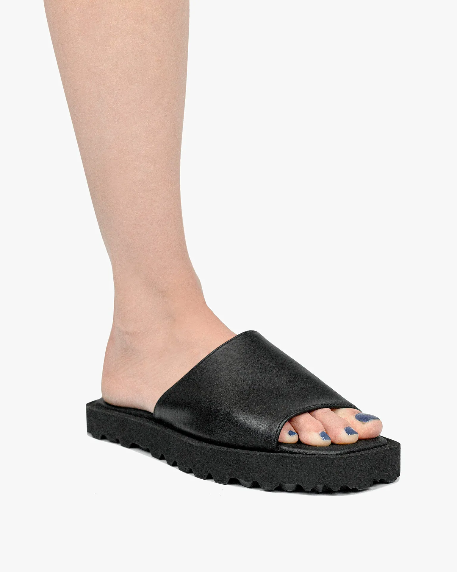 Cactus Leather Flat Slides Nopal Desserto® Black