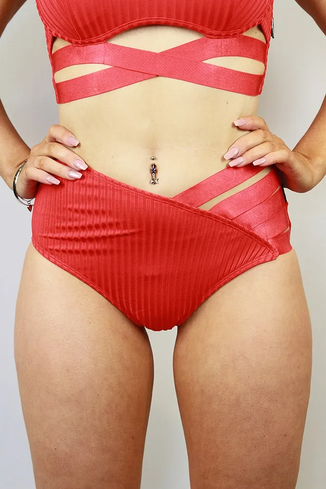 Crystal V Mid Waist Short - White