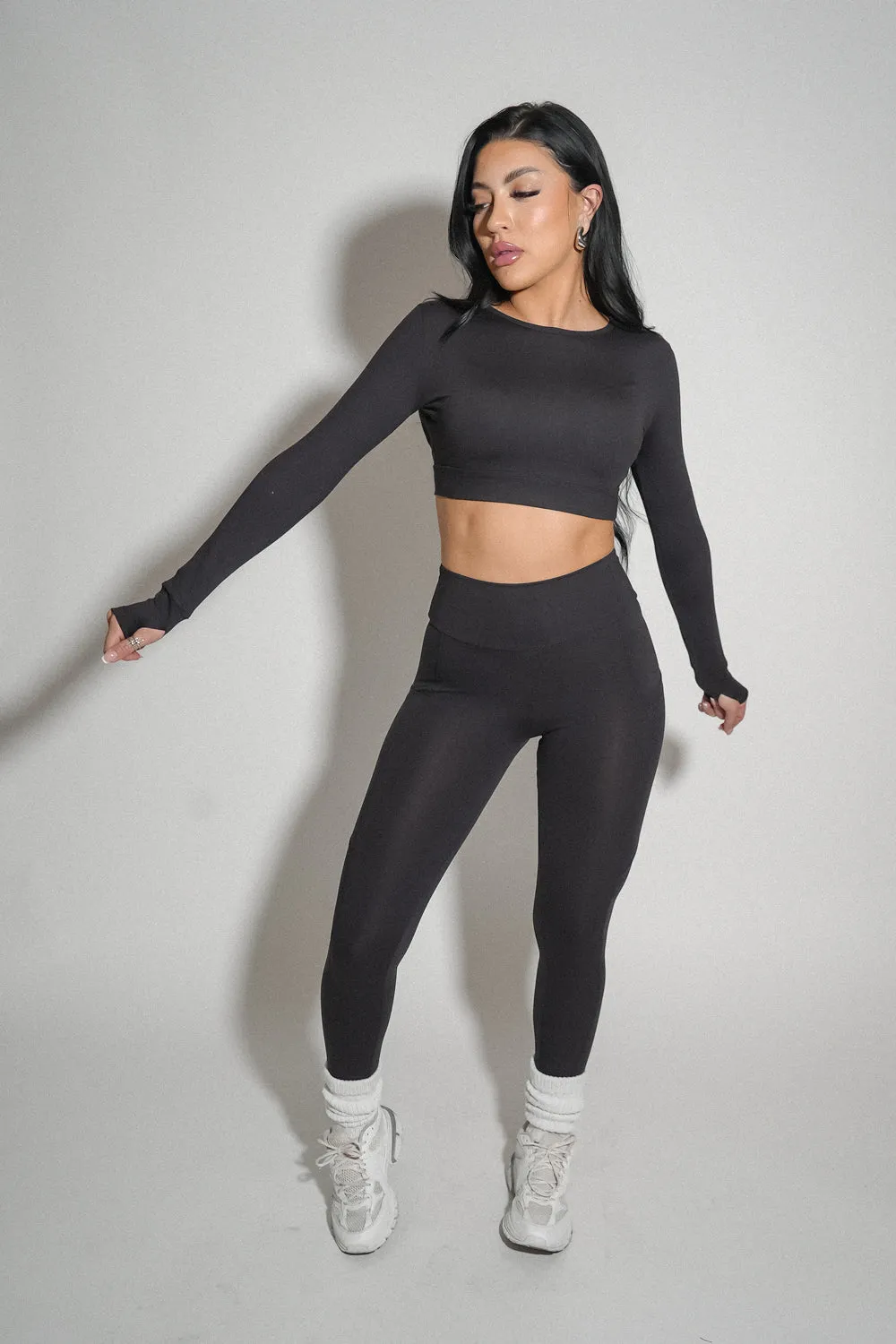 Perfect Pocket V-Booty Legging - Black