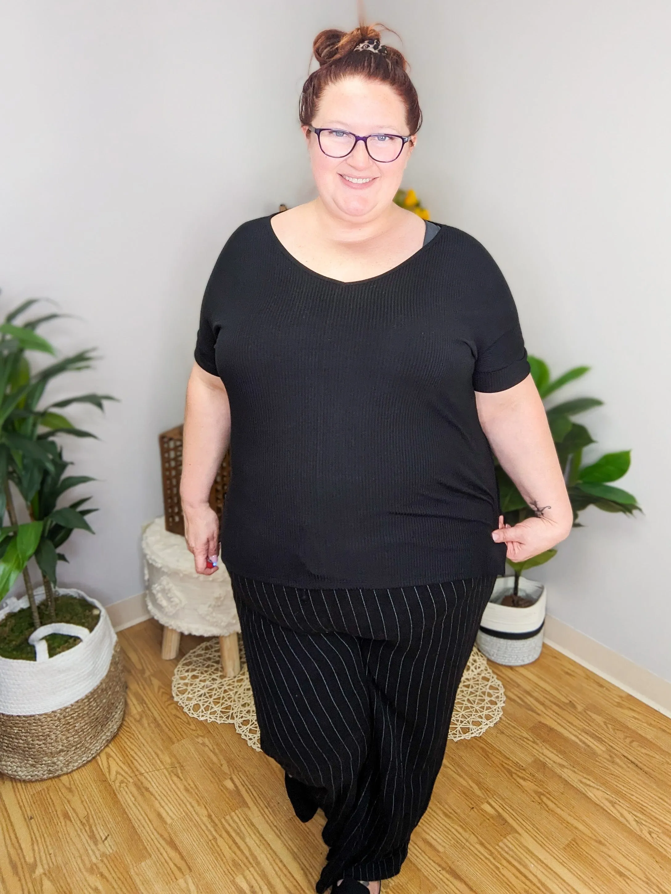 Rory Ribbed High Low Dolman Tee in Black