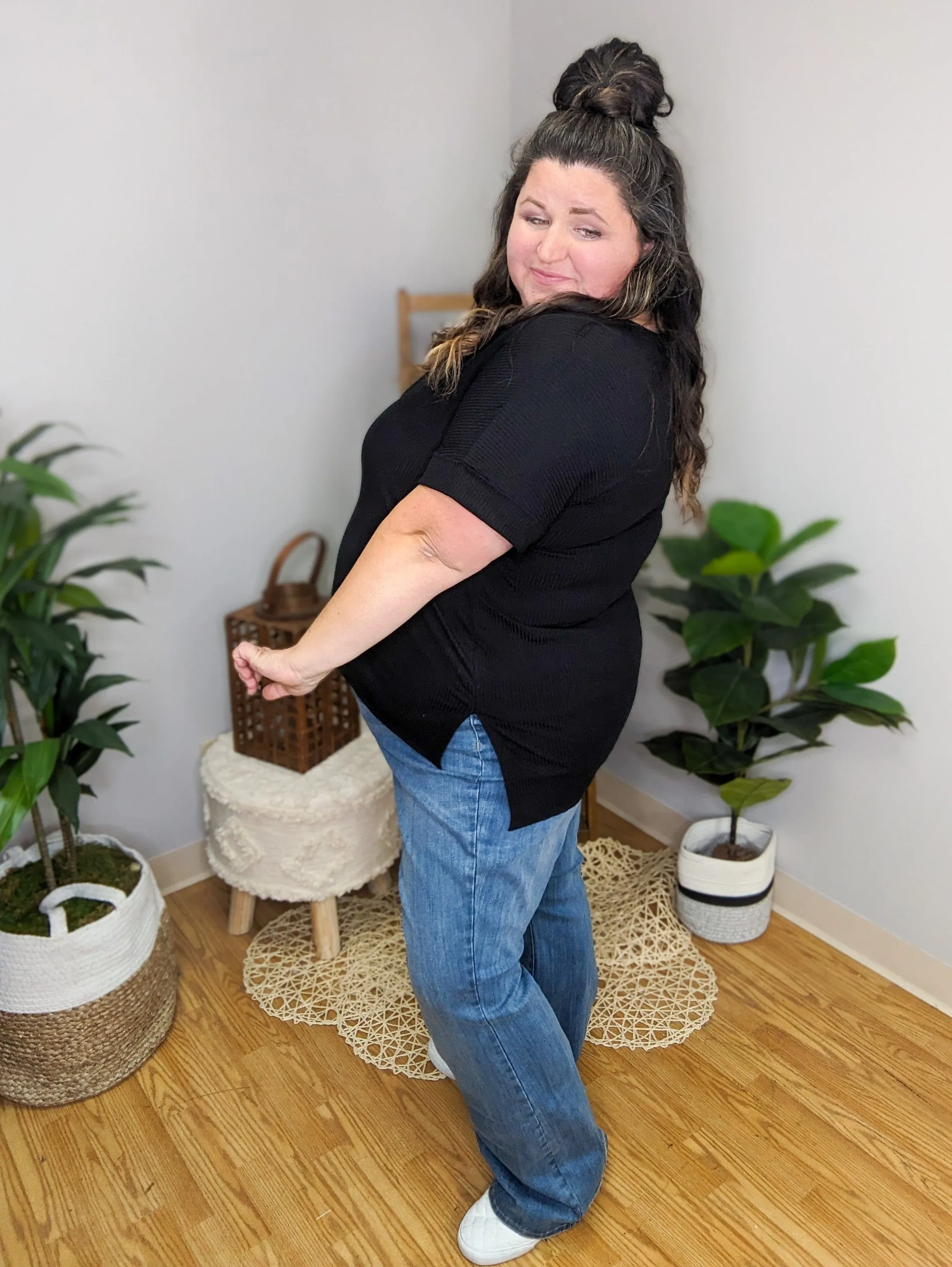 Rory Ribbed High Low Dolman Tee in Black