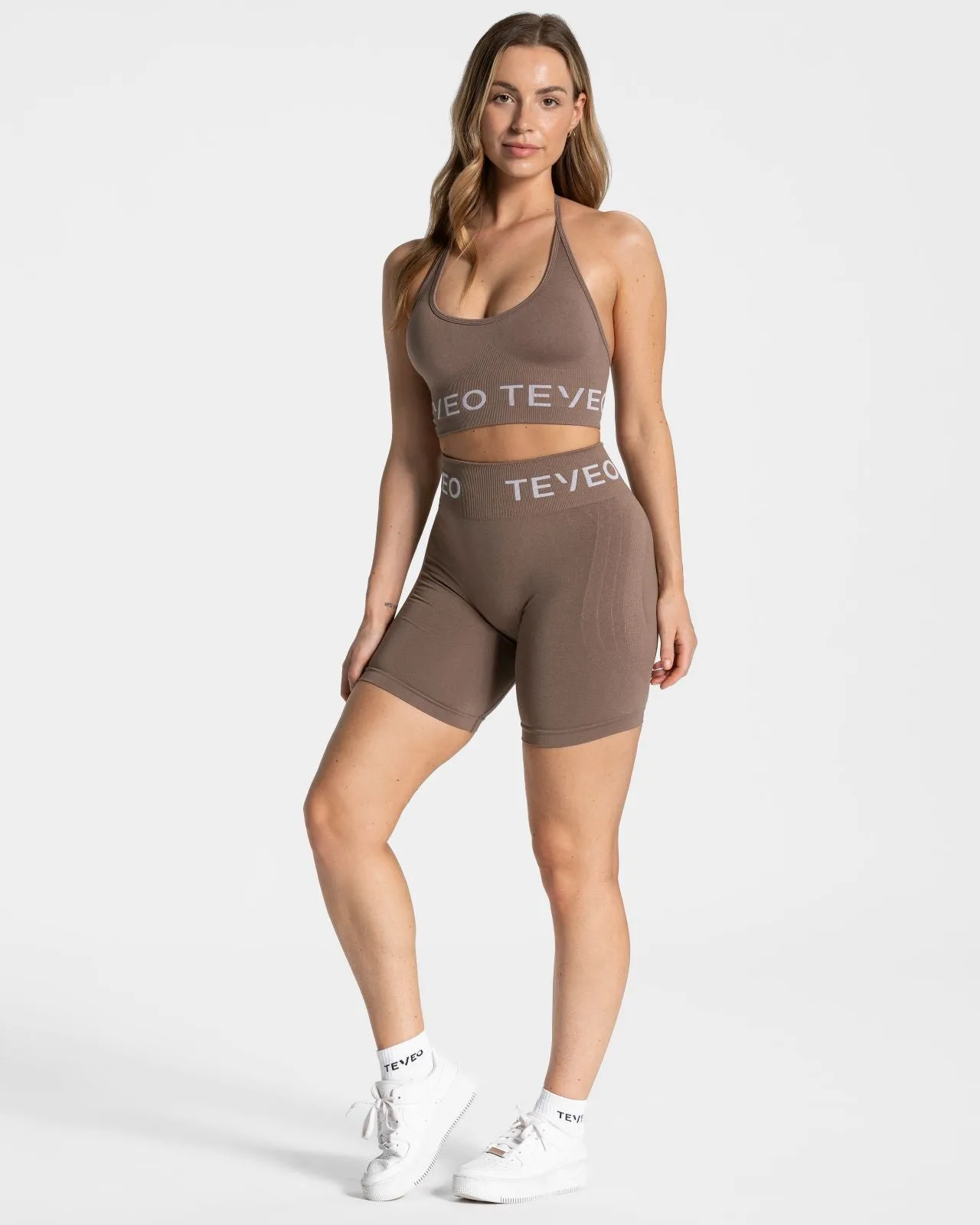 Signature Scrunch Short "Mokka"
