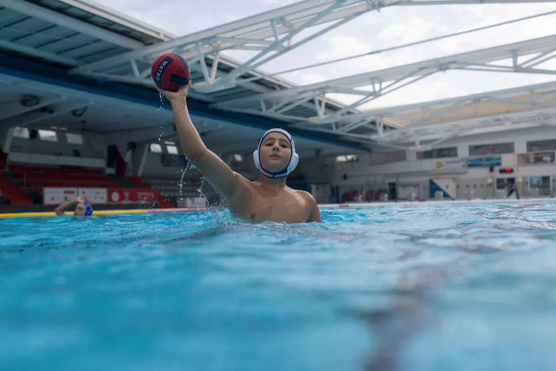 WATER POLO BALL WP100 SIZE 2 - RED / BLUE